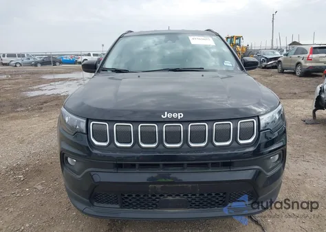 2022 Jeep Compass Latitude z USA, uszkodzony, nr VIN 3C4NJDBB4NT230062